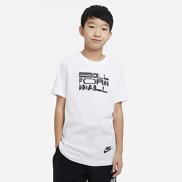 Nike Sportswear Big Kids' (Boys') T-Shirt