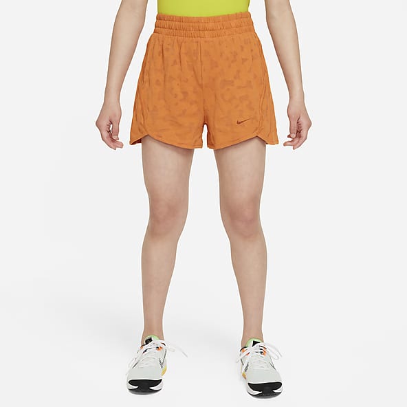 Short nike naranja hotsell