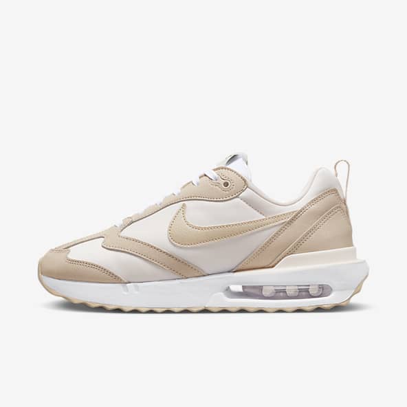 womans nike air max trainers