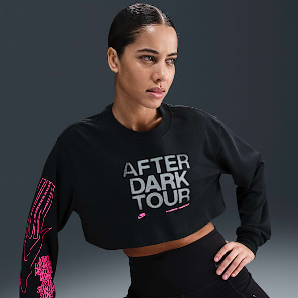 Nike Women's Oversized Long-Sleeve Cropped T-Shirt