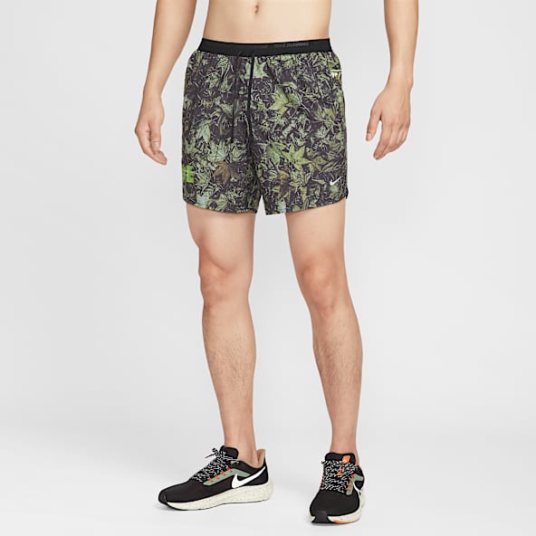 Nike Stride Men's Dri-FIT 18cm (approx.) Brief-Lined Printed Running Shorts