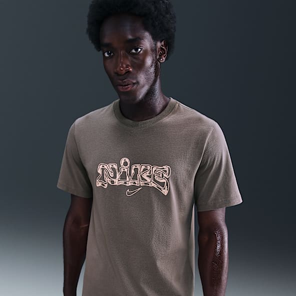 Nike Men's T-Shirt