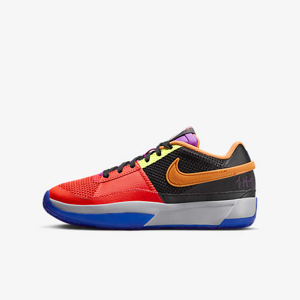 Basketball Shoes. Nike ZA