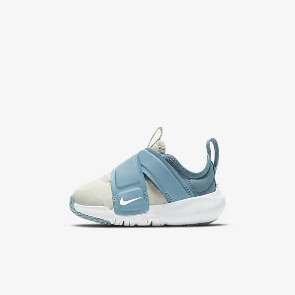 nike toddler shoes 11c