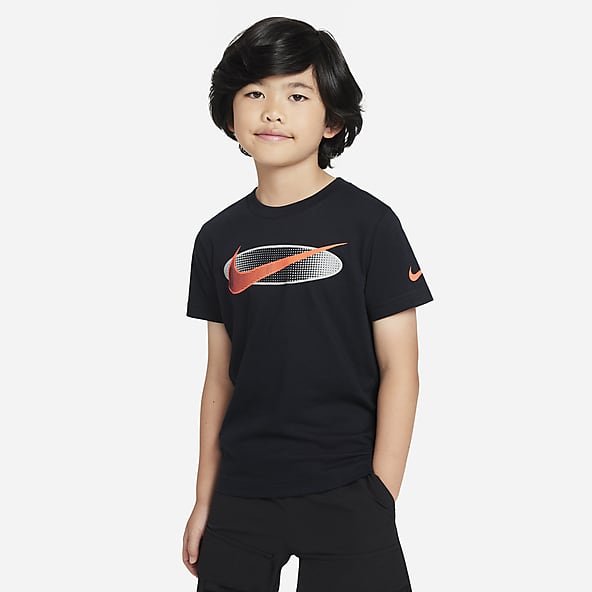 Black nike on sale shirt boys