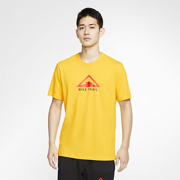 yellow and black nike t shirt