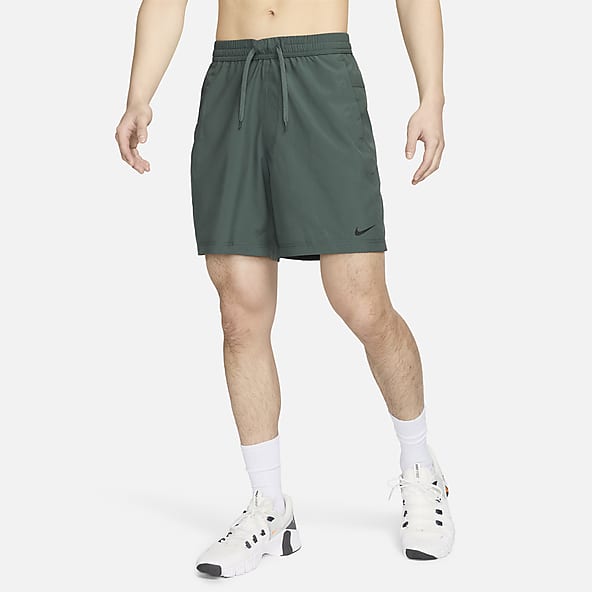 Nike Dri-FIT Form 男款 7" 無襯裡多功能短褲