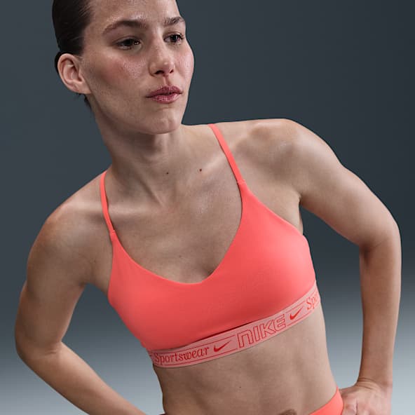 Nike Indy Enyhe tartást adó, párnázott, állítható női sportmelltartó