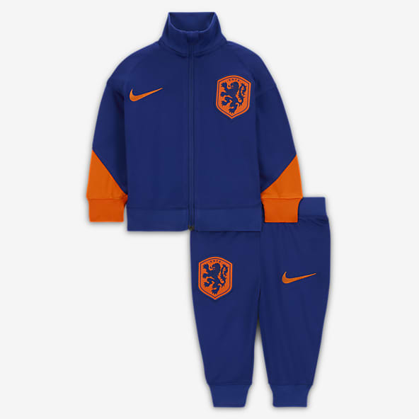 Nike Babies and Toddlers 0M 4T Tracksuit Sets. Nike CA