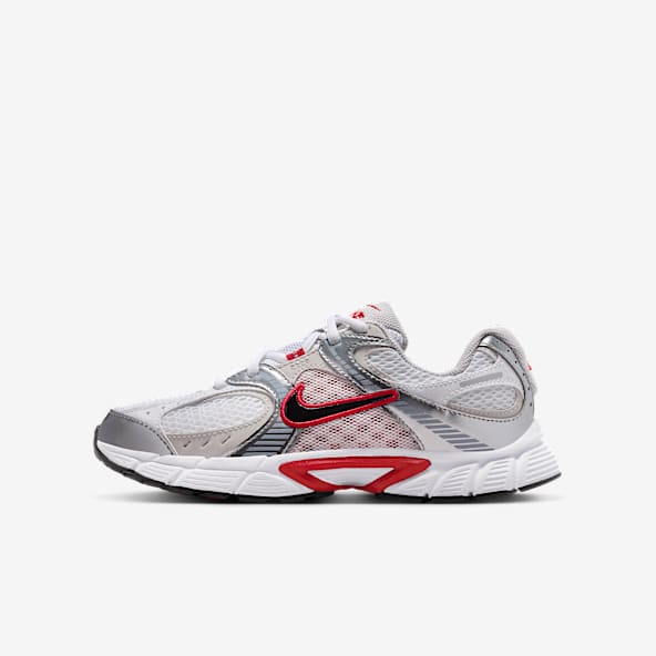 Nike V5 RNR Older Kids' Shoes