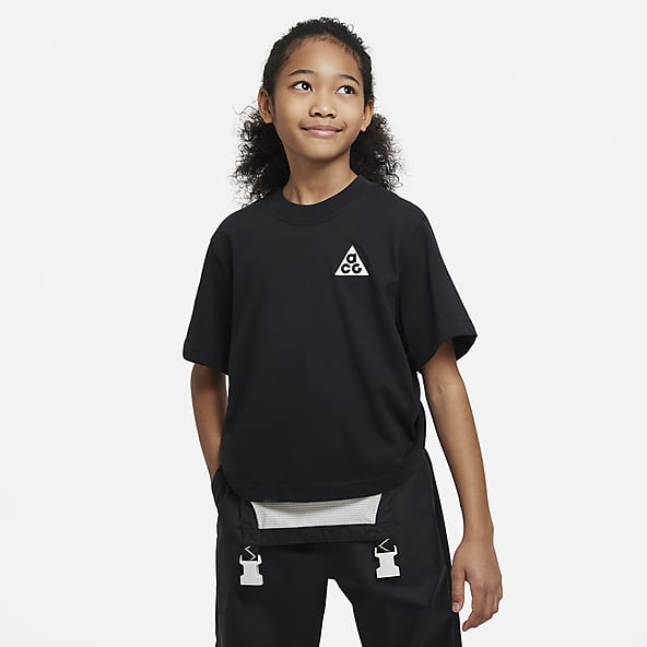 Nike ACG UV Older Kids' Short-Sleeve T-Shirt. Nike DK