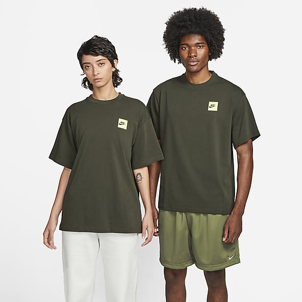 Green Unlined Graphic TShirts. Nike UK