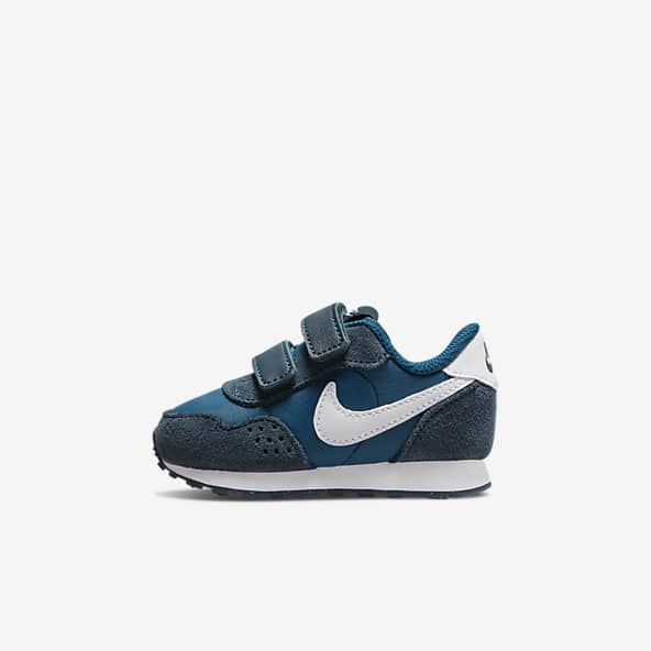 infant size 6 nike trainers