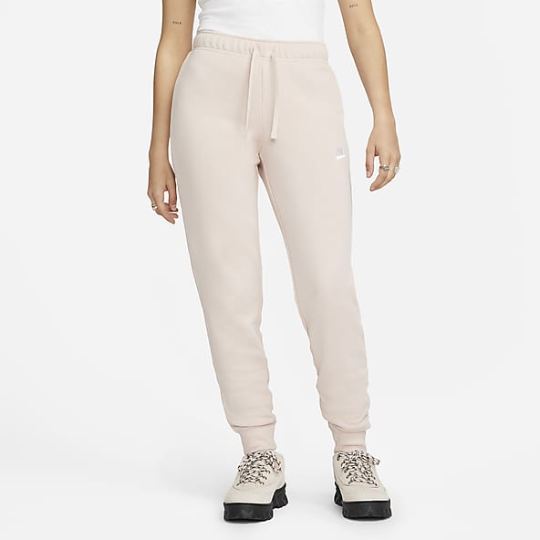Slim Joggers & Sweatpants. Nike GB
