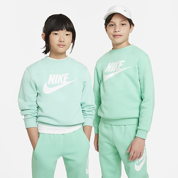 Shop Matching Nike Outfits for the Whole Family.