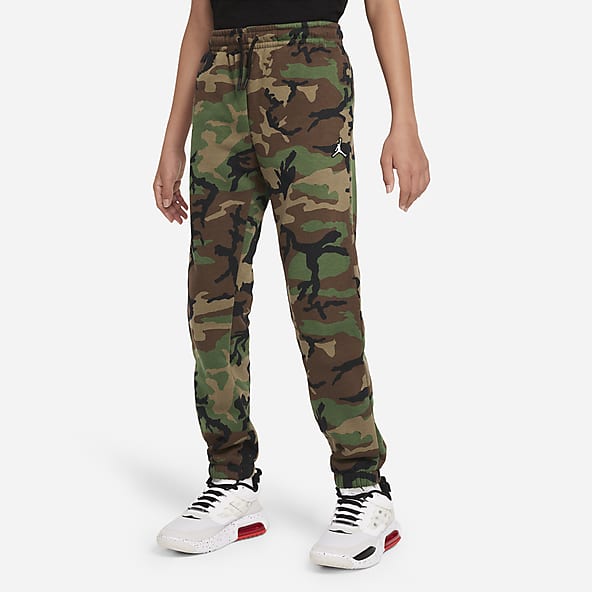 Big Boys Jordan Clothing. Nike.com