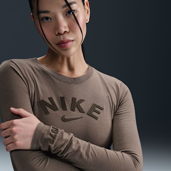 Nike Sportswear Chill Knit Playera slim cropped para mujer
