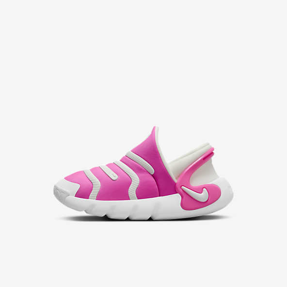 Childrens pink nike trainers clearance