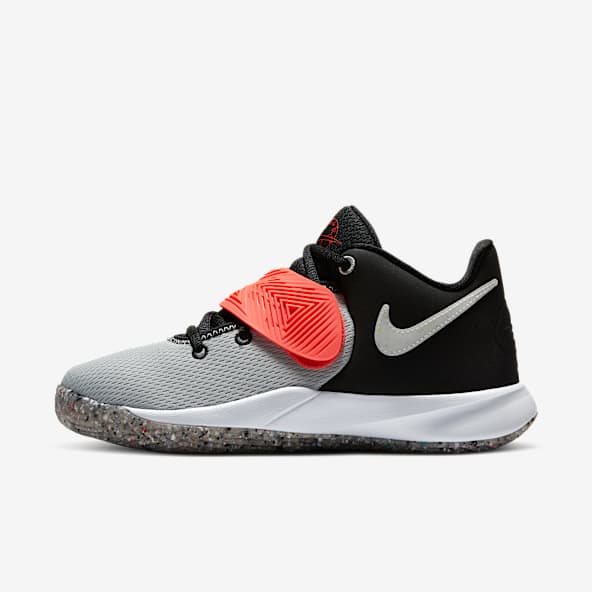 nike kids basketball shoes