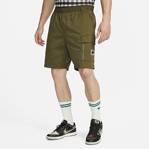Men's Lifestyle Shorts. Nike GB