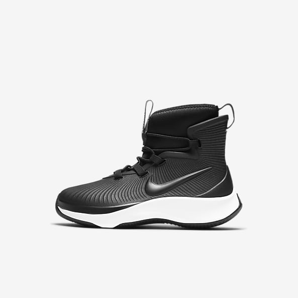 regular nike shoes