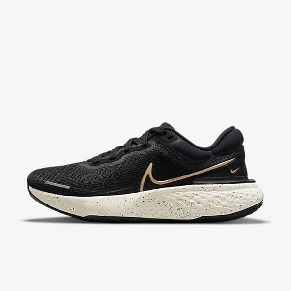 womens nike knit trainers