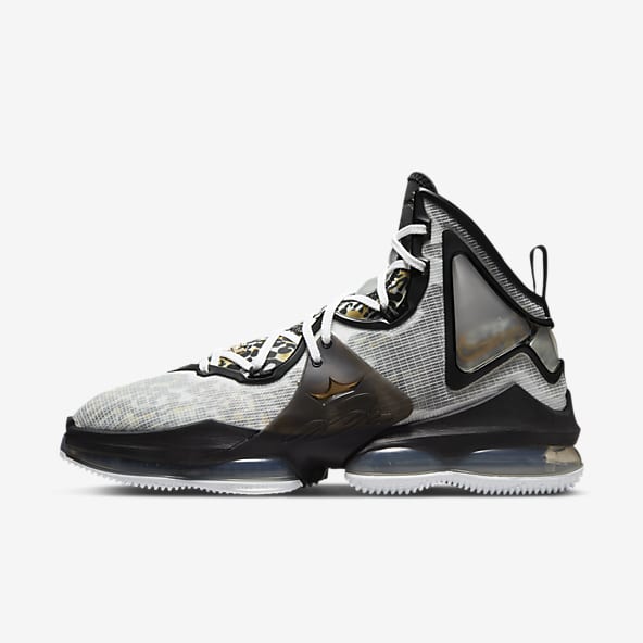 LeBron James. Nike SE