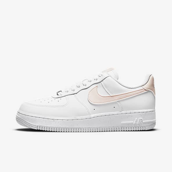 Kvinder Air Force 1 Mindst 20 b redygtigt materiale Sko. Nike DK