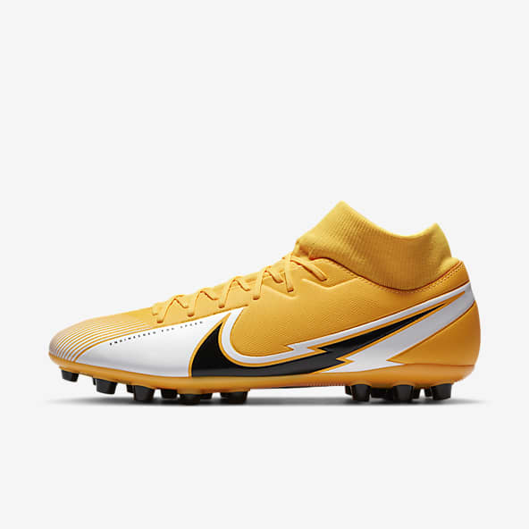 chaussure de foot nike synthétique
