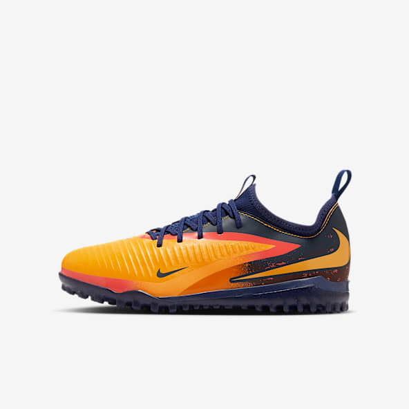 Nike Jr. Phantom 6 Low Academy "Erling Haaland" Tacos de fútbol para pasto sintético (turf) para niños grandes