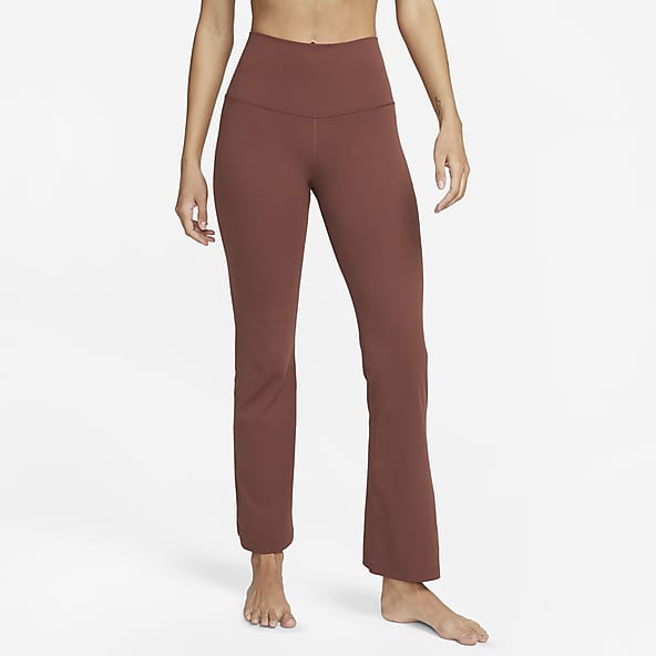 https://static.nike.com/a/images/c_limit,w_592,f_auto/t_product_v1/2afa6a4b-8ecb-41f1-8dc0-f61ff417200d/yoga-dri-fit-luxe-womens-flared-pants-5dCKhV.png