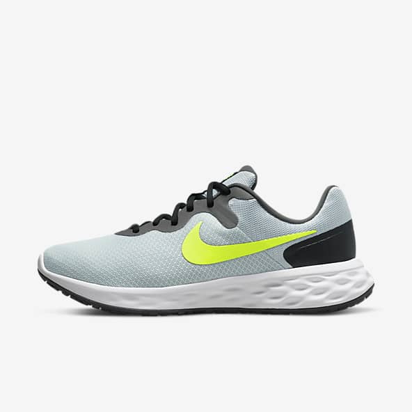 Nike Revolution 6 Tenis de correr en pavimento para hombre