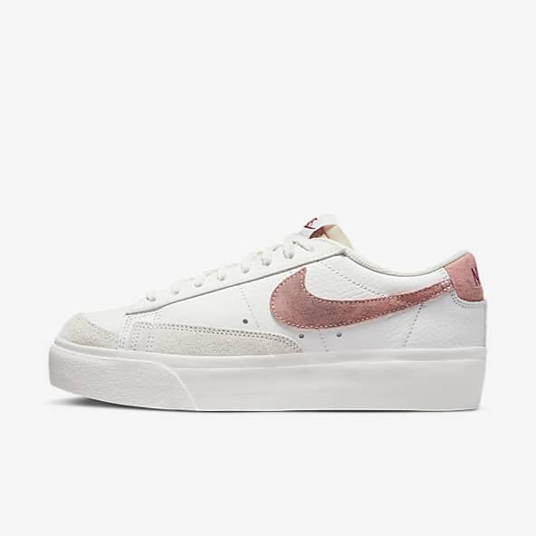 nike women's classic sneakers