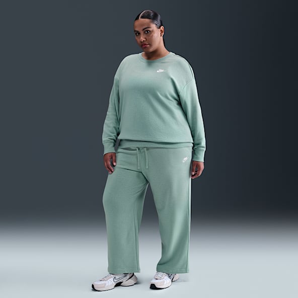 Nike Sportswear Club Fleece Women's Mid-Rise Wide-Leg Sweatpants (Plus Size)