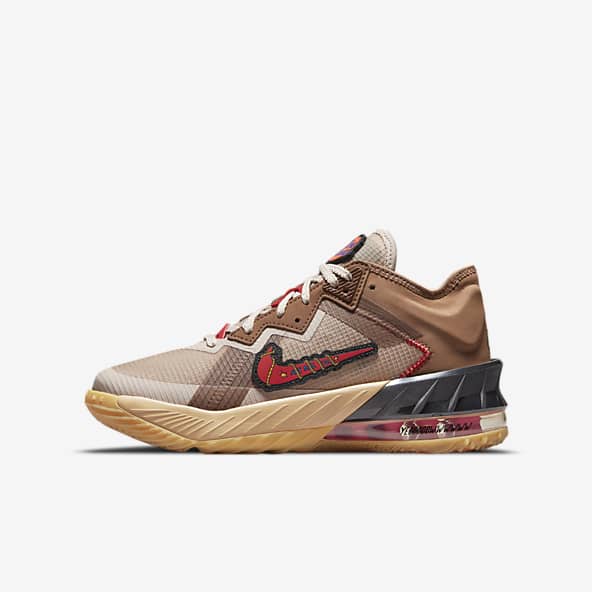Big Kids LeBron James Shoes. Nike.com