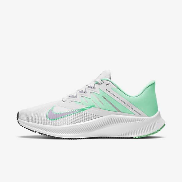 nike women's quest 3 running stores