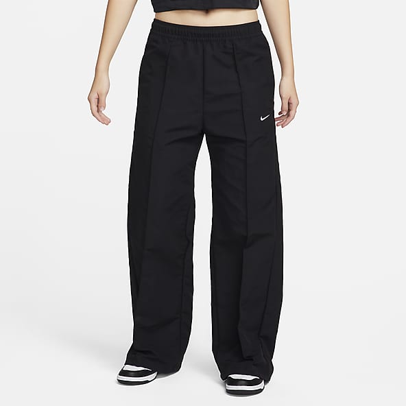 Nike Women's Woven Trousers, Women's Fashion, Bottoms, Other Bottoms on  Carousell