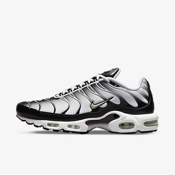 nike maxes