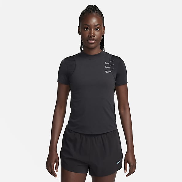 Ko u stler ve Ti rtler. Nike TR