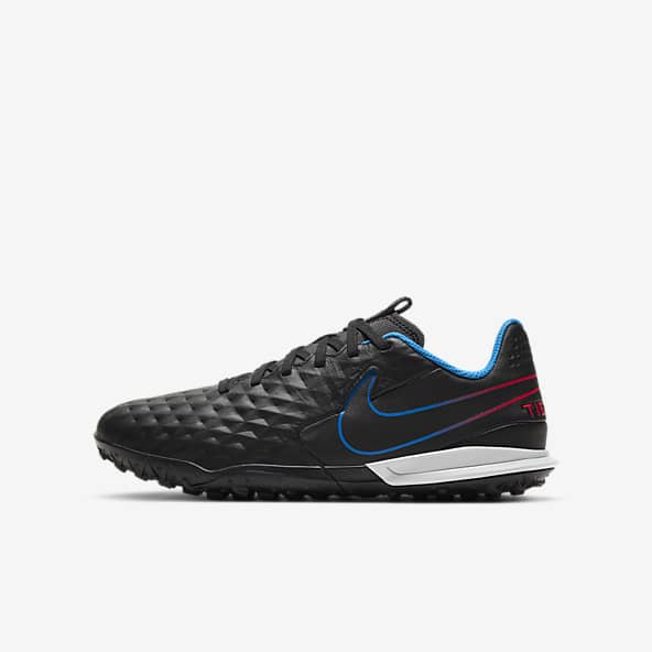 Erkek Cocuk Krampon Nike Tr