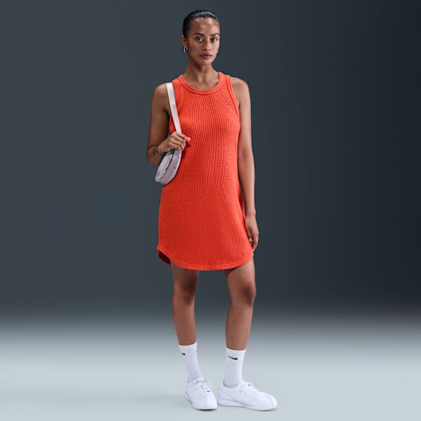 Nike Sportswear Chill Knit Vestido de tirantes con diseño tipo waffle para mujer