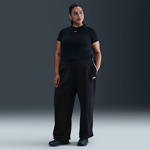 Nike Sportswear Club Fleece Women's Mid-Rise Wide Leg Cozy Pants (Plus Size)