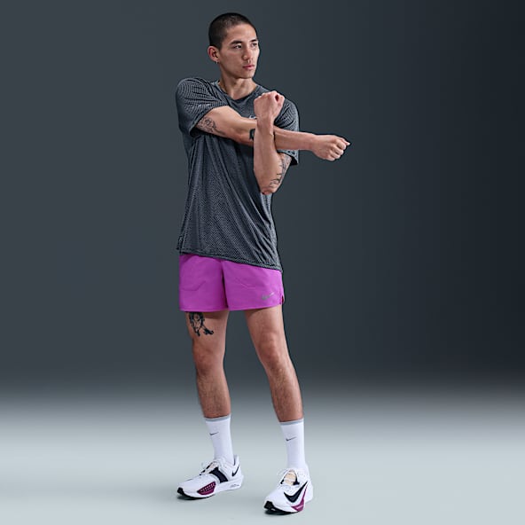 Nike Dri-FIT Stride กางเกงวิ่งขาสั้น 5 นิ้วมีซับในผู้ชาย