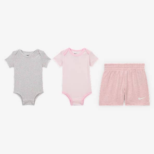 Nike Essentials Conjunto de tres piezas Swooshfetti a rayas para bebé (0-9 meses)
