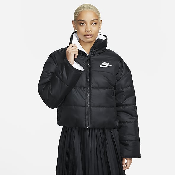 escocés Estándar Inseguro Womens Black Puffer Jackets. Nike.com