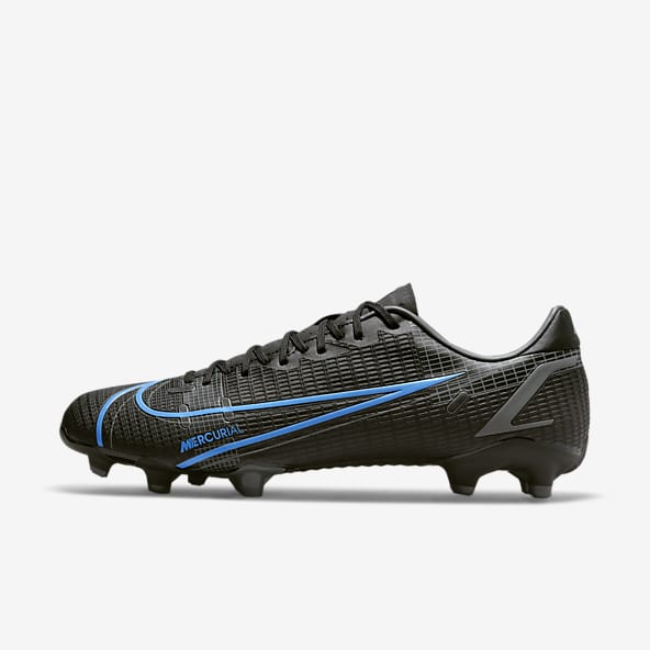 nike athletic boots