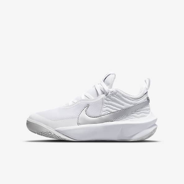 kids nike volleyball shoes