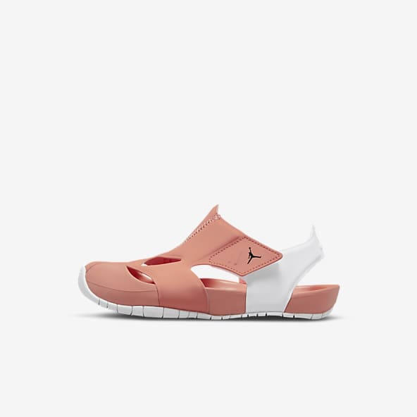 Sandali nike, Collezione Estate 2022 - Stileo.it