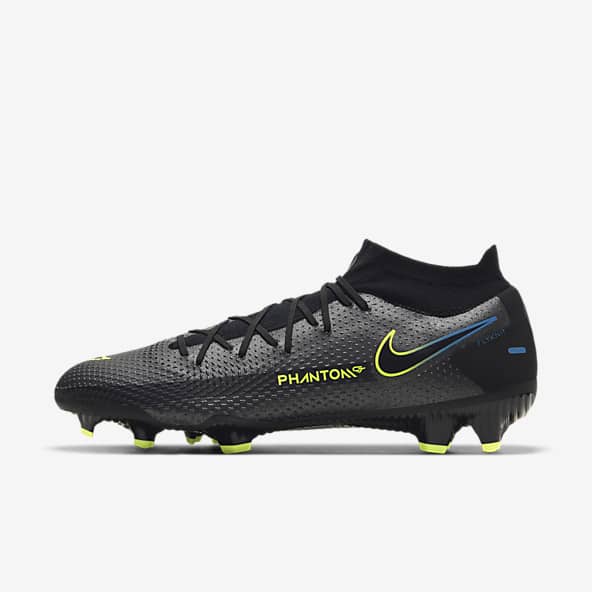 plain black football boots