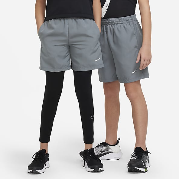 Nike Multi 大童 (男童) Dri-FIT 訓練短褲